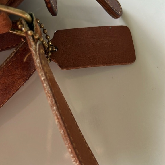 Coach Vintage Swagger 9338 Crossbody Bag - Picture 10 of 14